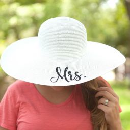 Mrs Floppy Hat - White